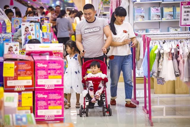 母婴店卖免费奶粉竟然盈利120万（实体店的营销手段）-吉祥副业