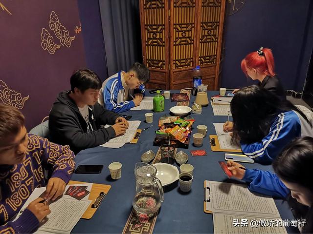 剧本杀隐藏着灰色产业（剧本杀存在着的行业乱象）-吉祥副业