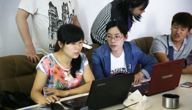 个人怎样做跨境电商,需要哪些条件(做跨境电商怎么入行)插图2 个人怎样做跨境电商,需要哪些条件(做跨境电商怎么入行)插图2