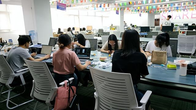 个人怎样做跨境电商,需要哪些条件(做跨境电商怎么入行)插图3 个人怎样做跨境电商,需要哪些条件(做跨境电商怎么入行)插图3